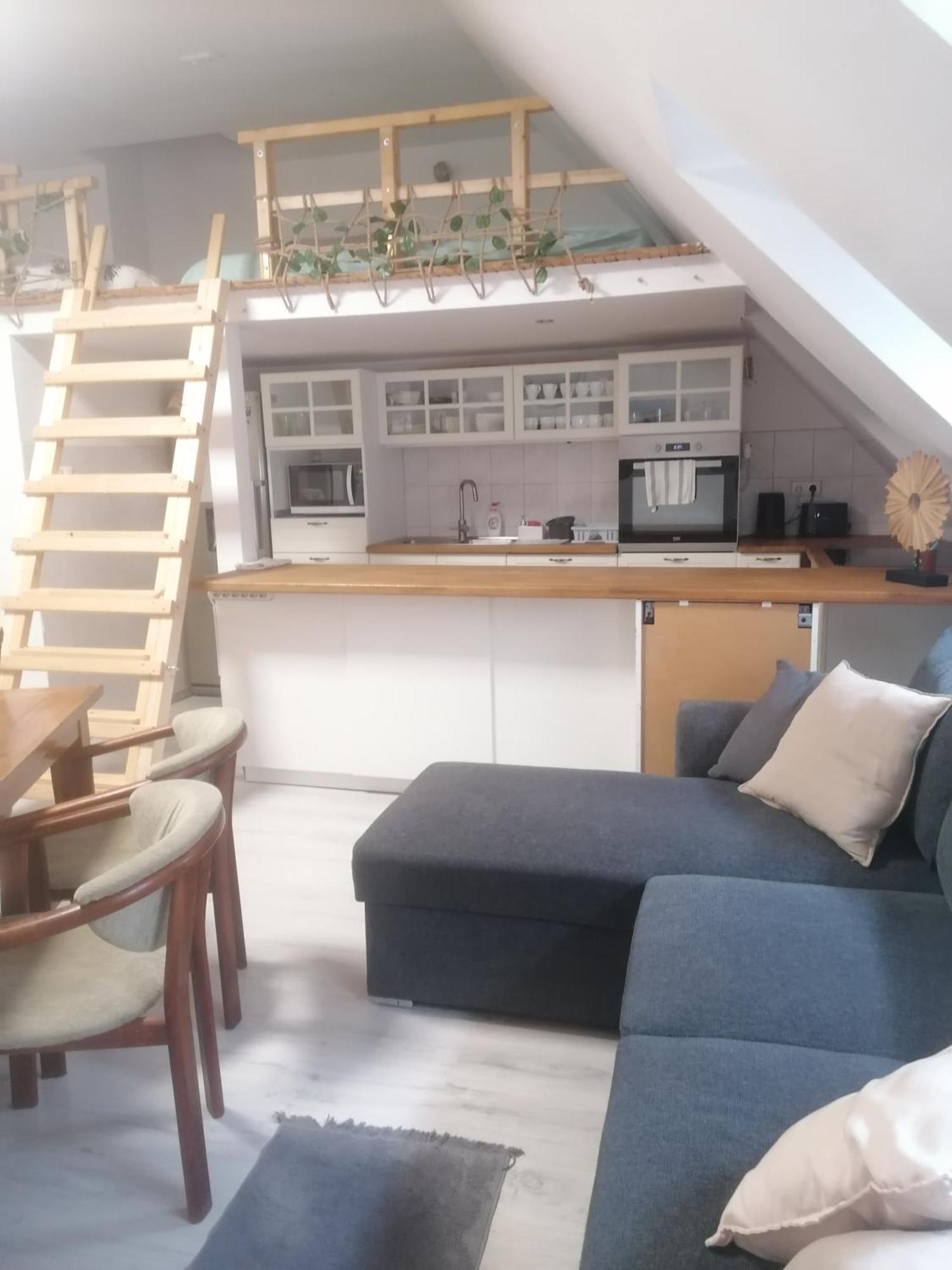 Ujkapu Sunshine Apartments Дьёр Экстерьер фото
